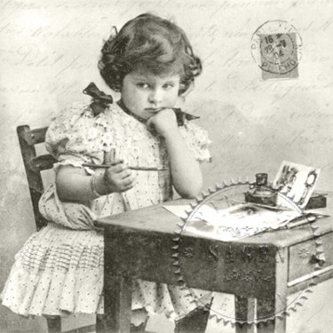 Dekroszalvéta - Girl Writing